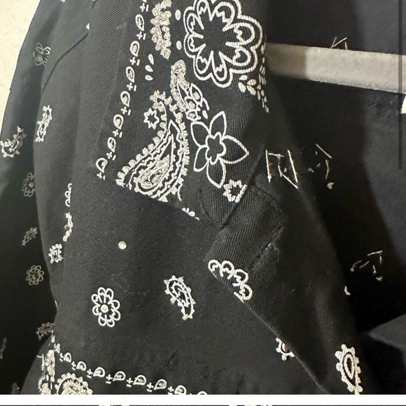 Vintage Oversized Embellishments & Embroidered
Jean Jacket 3X - Picture 2 of 11